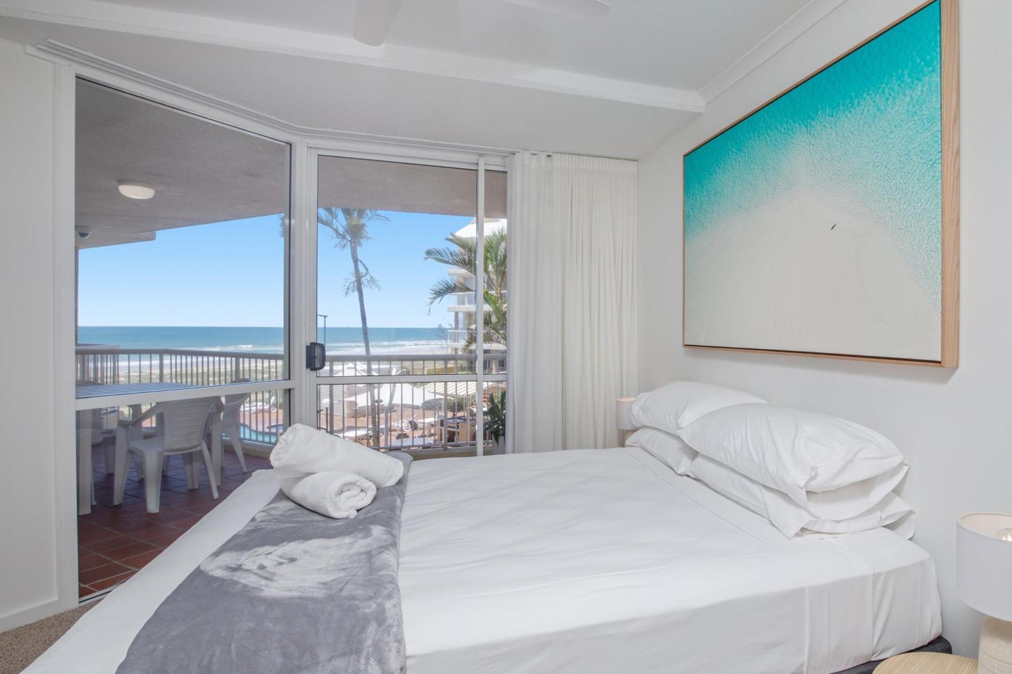 Crystal Beachfront Apartments 黄金海岸 外观 照片