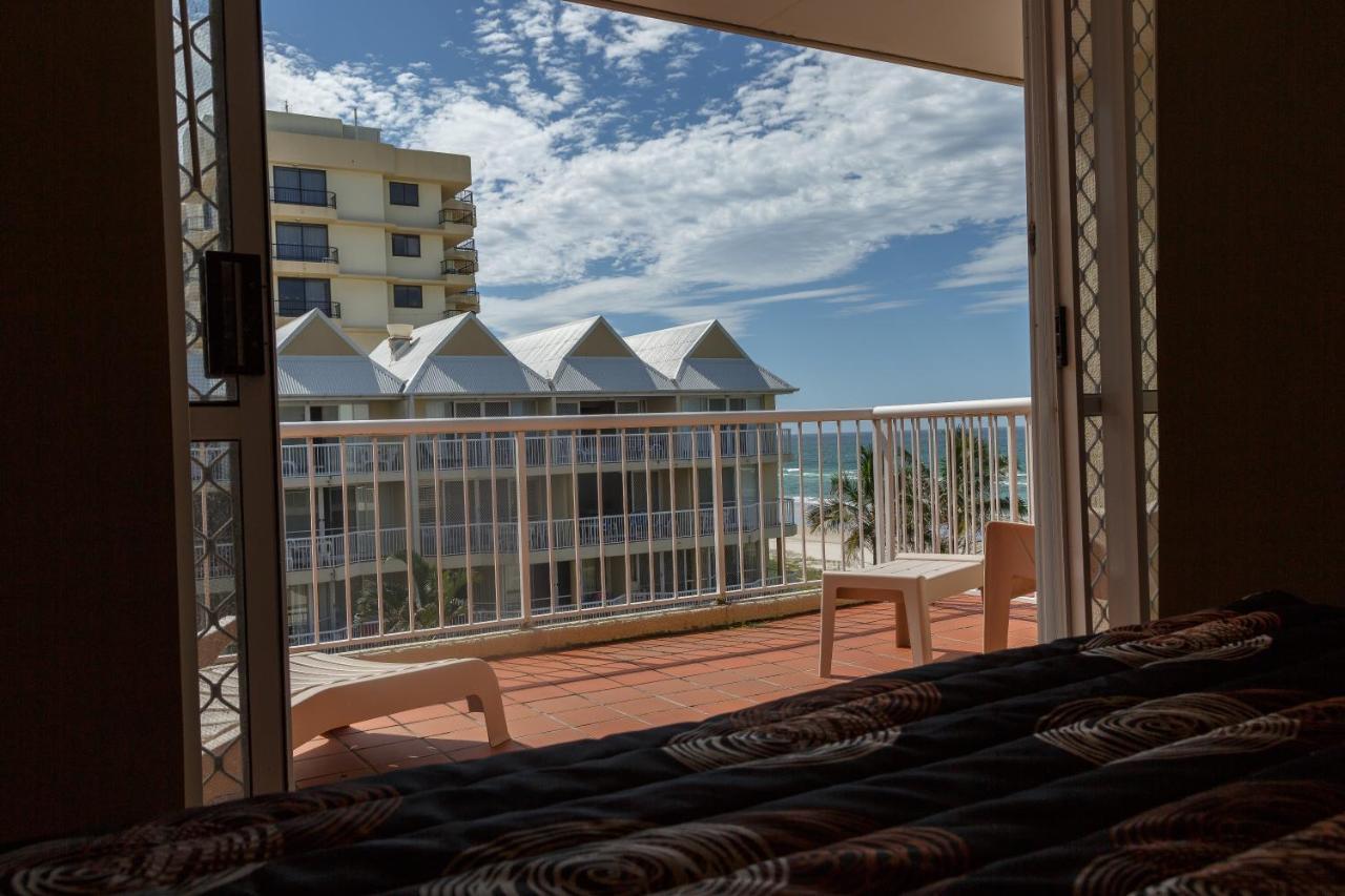 Crystal Beachfront Apartments 黄金海岸 外观 照片